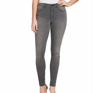 Jessica Simpson Kiss Me Jeggings